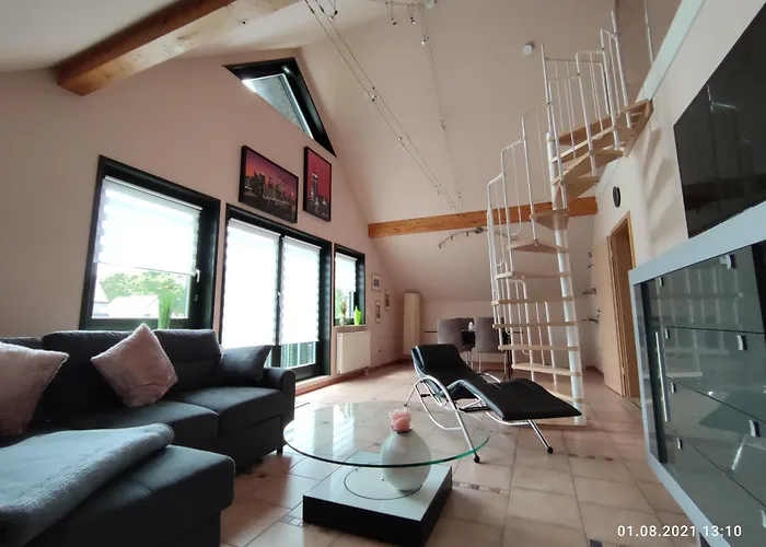 Waldblick By Momo Daire *